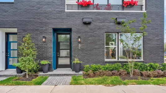 Commerce Row by InTown Homes in Houston - image