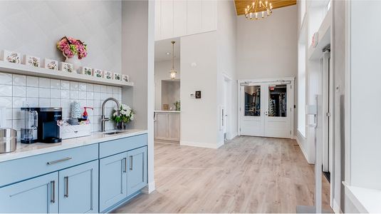 Villages of Westport: Villages Of Westport 40s 6