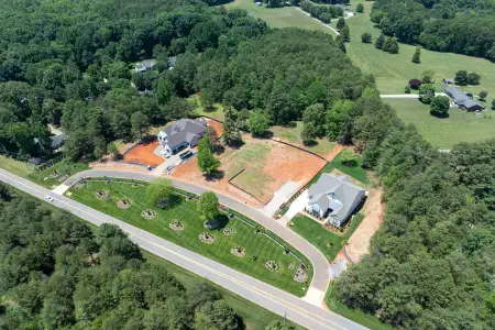 Davidson Retreat by Classica Homes in Davidson - image