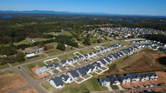 Zanes Creek by Stanley Martin Homes in Inman - image