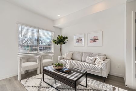 Geos - 2-Story Townhomes 7