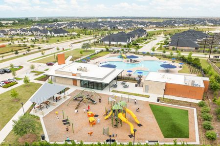 Cross Creek West by Highland Homes in Fulshear - image