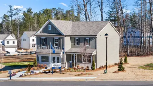 South Wind by D.R. Horton in Fairburn - image