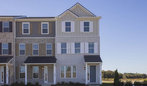 The Crossings at Barton Village by Richmond American Homes in Lebanon - image 3