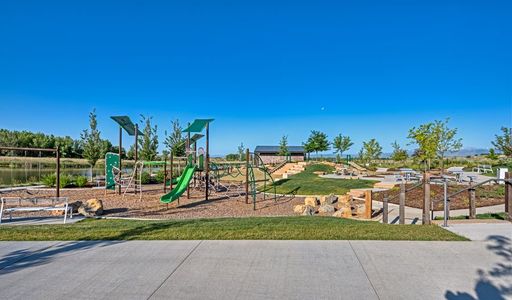 Barefoot Lakes by Richmond American Homes in Longmont - photo 6 6