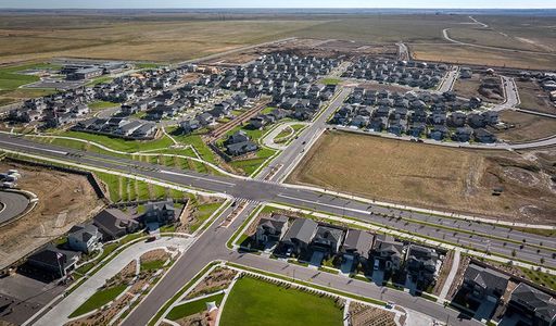 The Bend at The Aurora Highlands by Richmond American Homes in Aurora - image 11