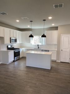 Saddle Creek Twinhomes by Pacesetter Homes in Georgetown - photo 18 18