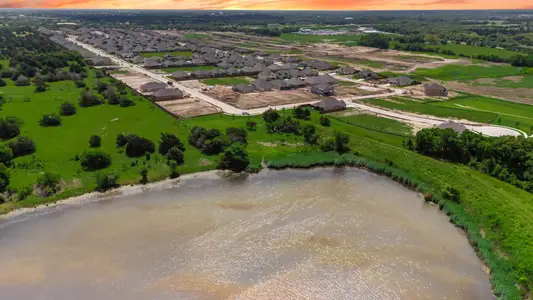 Sheppard's Place by HistoryMaker Homes in Waxahachie - photo 1 1