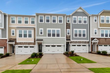 Alston Landing by M/I Homes in Cary - image 18