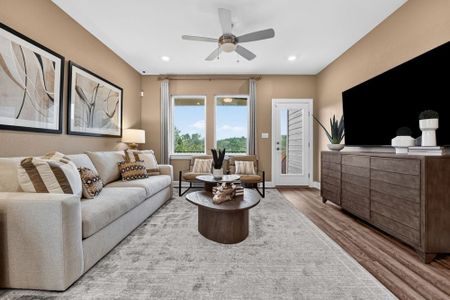 Village Grove 40s 38
