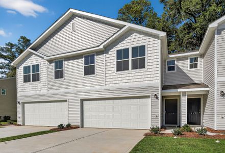 Graystone Townhomes by Century Complete in Florence - image