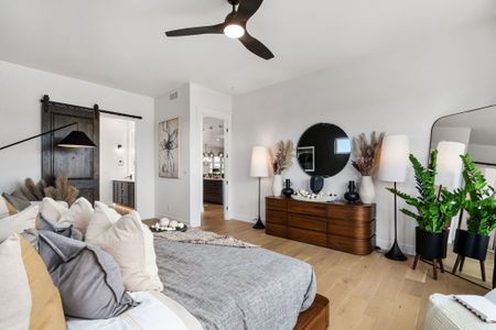 Kinston Centerra by Bridgewater Homes in Loveland - image 10
