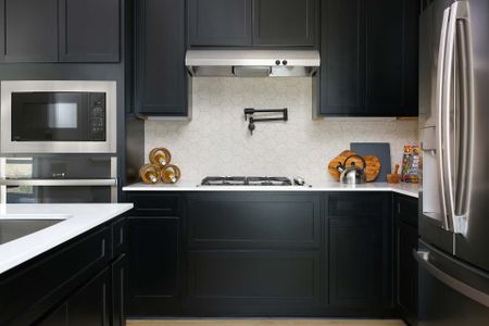 Cloverleaf by Brohn Homes in Austin - image 9