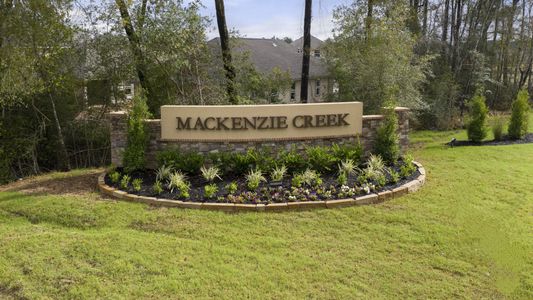 Mackenzie Creek Entry Monument Sign