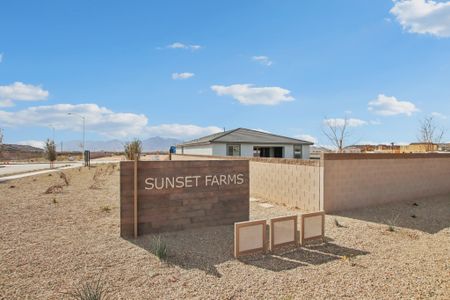 Sunset Farms by Ashton Woods in Tolleson - image