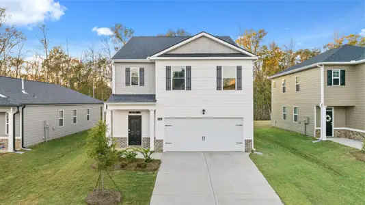 Windsor Meadows by D.R. Horton in Augusta - image