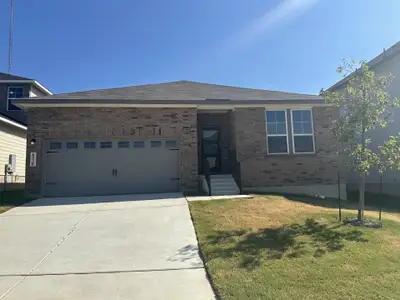 Royal Crest by Davidson Homes LLC in San Antonio - image