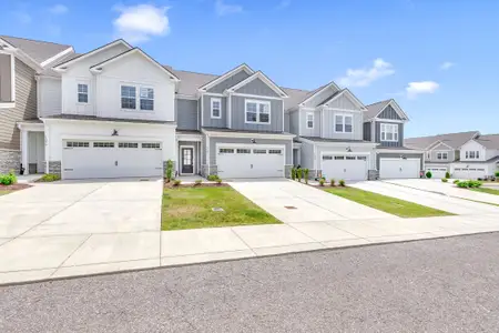 Harvest Point by Regent Homes in Spring Hill - image 4