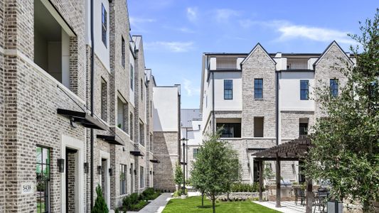 Las Colinas Station by InTown Homes in Irving - image 4