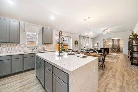 Glendale Lakes by Saratoga Homes in Rosharon - photo 27 27