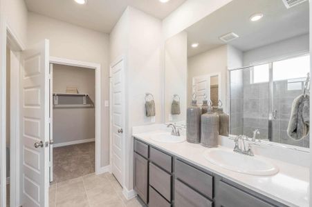 Westridge Cove 40′ by Tri Pointe Homes in Conroe - photo 15 15