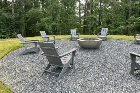 Devin's Shire by JW Collection in Kennesaw - image 3