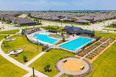 Sutton Fields by Pacesetter Homes in Celina - image