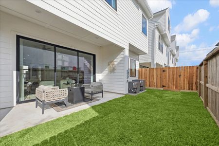 Courtyard 40
