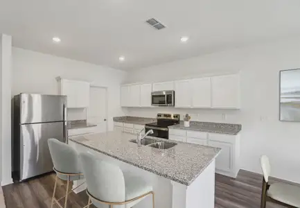 Ashland by Starlight Homes in Angleton - image 3