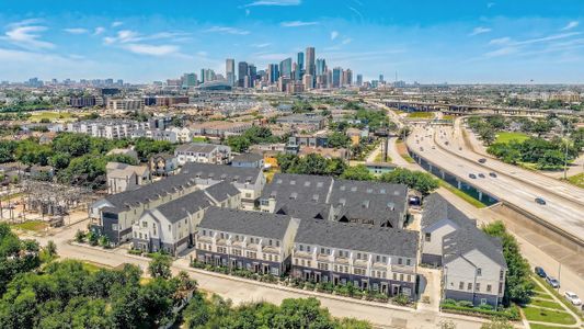Upper East River by InTown Homes in Houston - image
