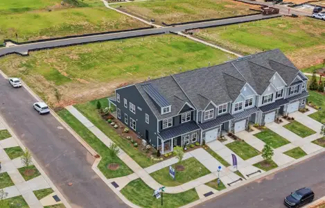 Blythe Mill Townhomes by Eastwood Homes in Waxhaw - image