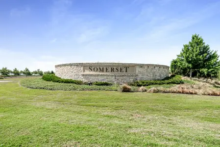 Somerset Classic 60s by Bloomfield Homes in Mansfield - photo 2 2