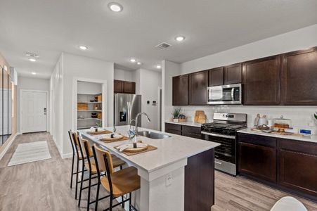 Mesa Vista by Century Communities in Von Ormy - photo 54 54