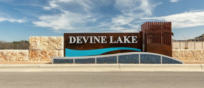 Devine Lake: Highlands Collection by Lennar in Leander - photo 4 4