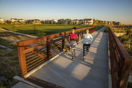 Enjoy the walkable community of Horizon Uptown.