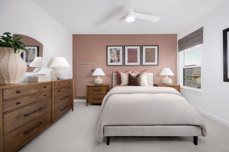 Pecan Square 40' 20