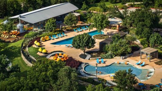 Wildridge by Grenadier Homes in Oak Point - image 17