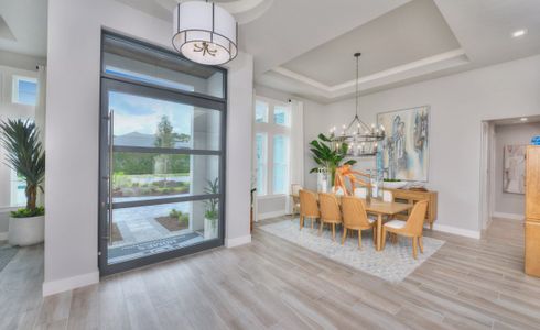 Westlake Executive 8