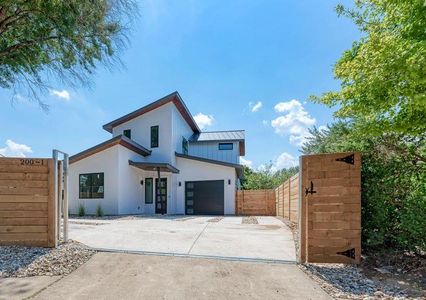 Modern Homes on Tillery Street  by Alpha Builders Group in Austin - photo 5 5