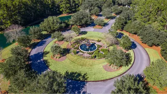 Savannah Quarters: Arbor Collection 50s 10