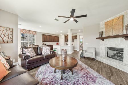 Devonshire Classic 50-55 by Bloomfield Homes in Forney - photo 44 44