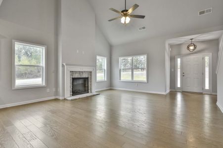 Oakwood by Freedom Home Builders in Newnan - photo 8 8