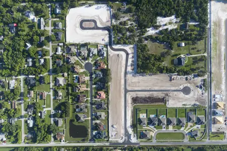 Hawks Overlook by M/I Homes in Oviedo - photo 1 1