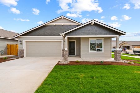 IronHorse by MonteVista Homes in Prineville - image 3