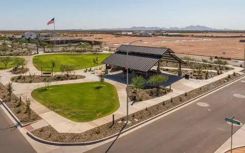 Mariposa by Brookfield Residential in Apache Junction - photo 10 10