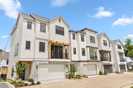 Spring Valley Point by Riverway Homes in Houston - photo 0