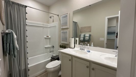 Sunrise – Canyon Series by Landsea Homes in Surprise - photo 31 31