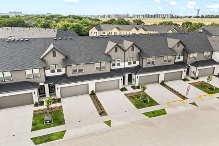 Enclave at Chadwick Farms by Cadence Homes in Northlake - image