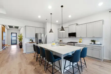 Signature Collection at Sunterra Lakes 7