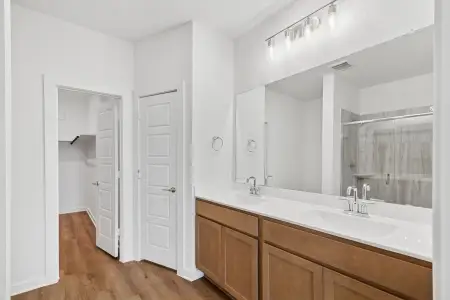 Indian Springs by M/I Homes in Crosby - image 3